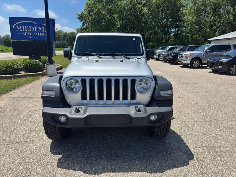 jeep wrangler unlimited 2022 1C4HJXDG7NW191355 image jeep wrangler unlimited 2022 1C4HJXDG7NW191355 image